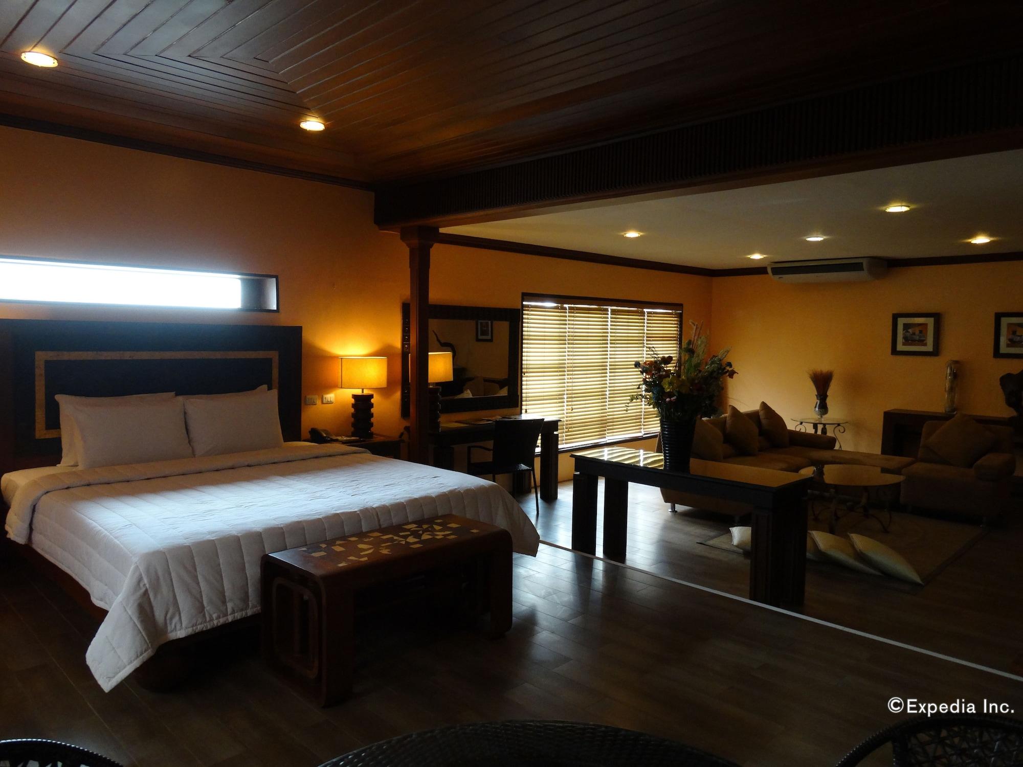 Citystate Asturias Hotel Palawan Puerto Princesa Ngoại thất bức ảnh